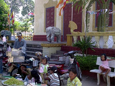 wat kraom, 2006 khmer new year.  buddhist temple in sihanoukville, cambodia.