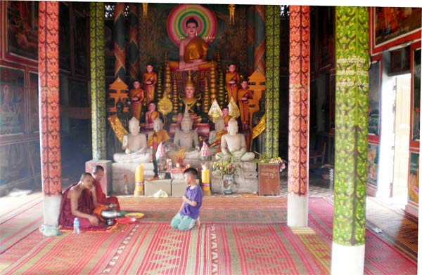 Wat Leu Khmer New Year in 2009.  Buddhist Temple in SihanoukVille, Cambodia.  Monks.