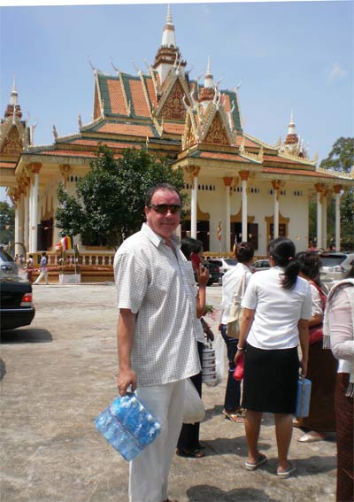 Wat Kraom.  Khmer New Year 2009.  Buddhist Temple in SihanoukVille, Cambodia.